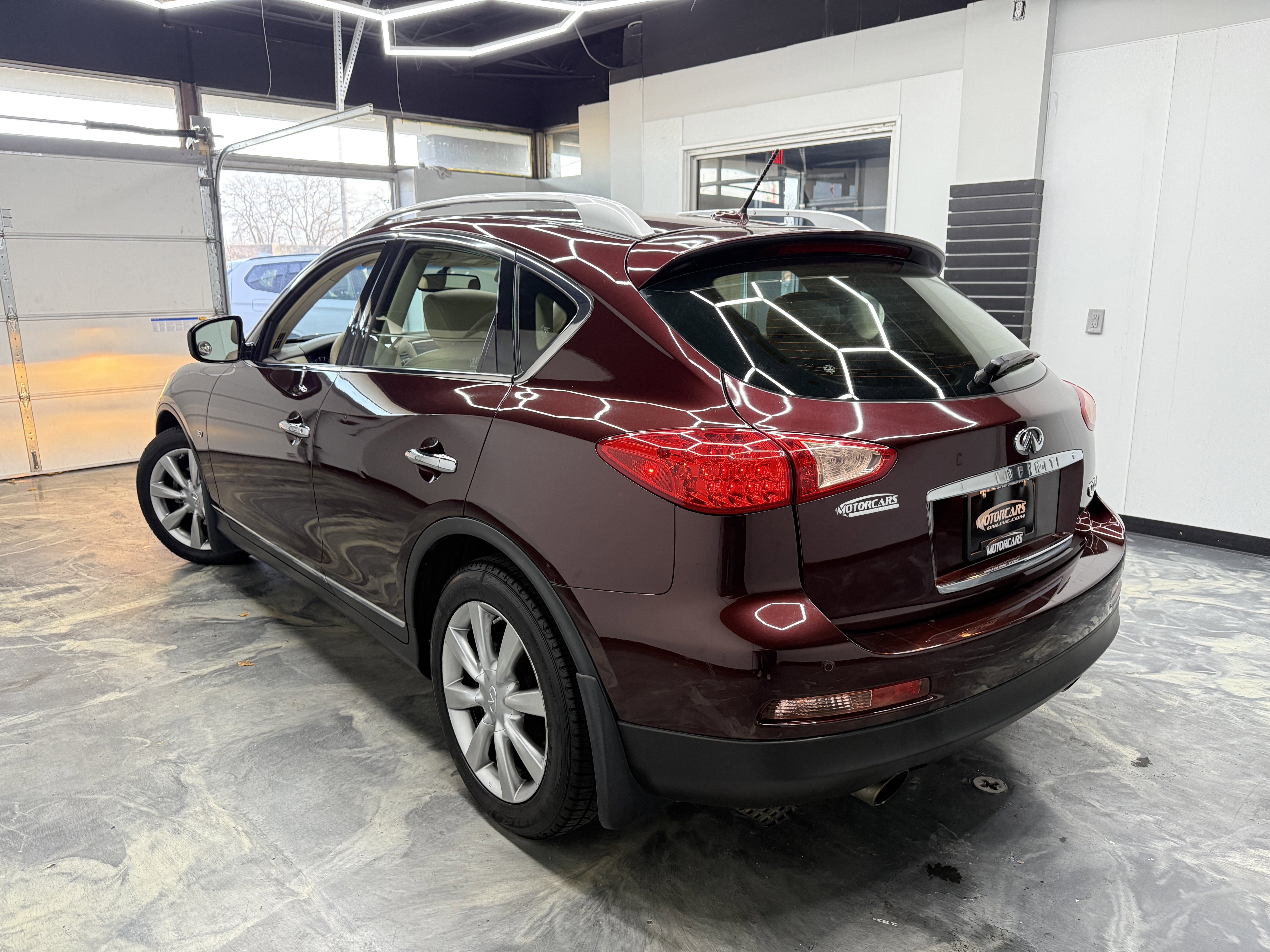 Used 2015 INFINITI QX50 Journey w/ Premium Package image 3