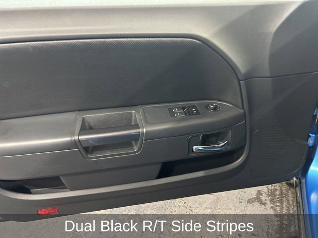 Used 2010 Dodge Challenger R/T image 15