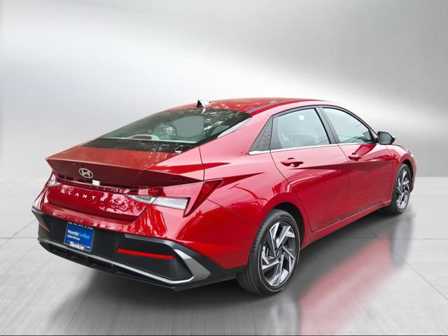 Certified 2025 Hyundai Elantra SEL FWD image 3