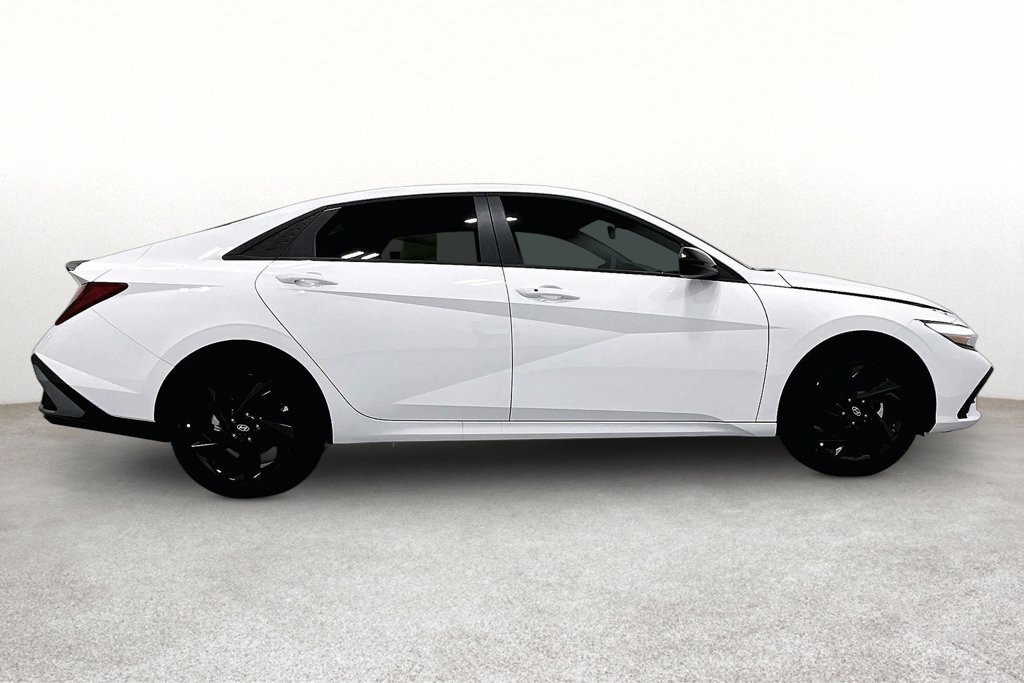 New 2026 Hyundai Elantra Sport FWD image 7