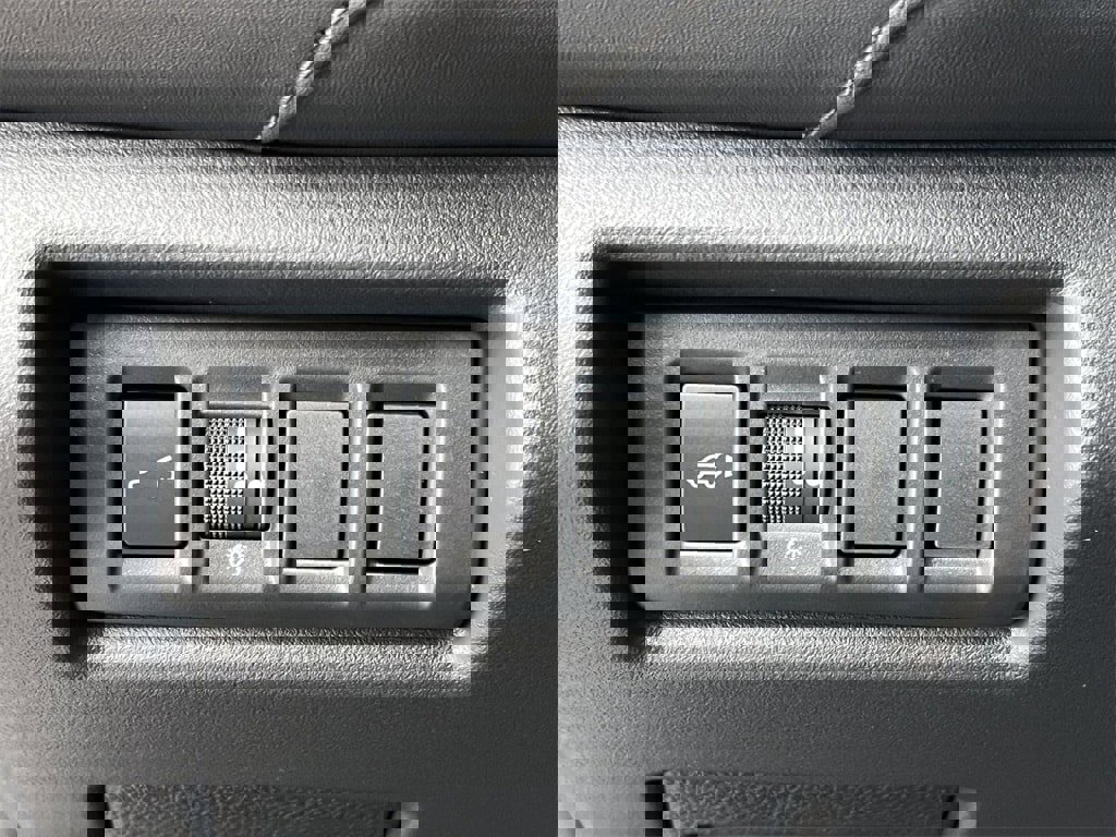 New 2026 Subaru Outback Touring image 18