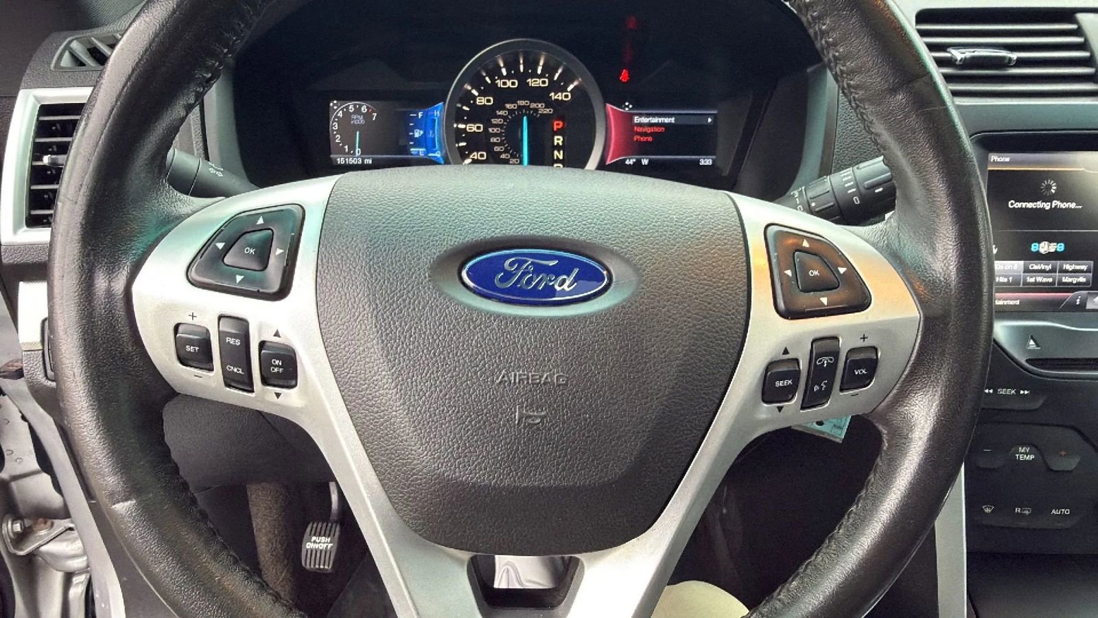 Used 2015 Ford Explorer XLT w/ Equipment Group 202A image 19