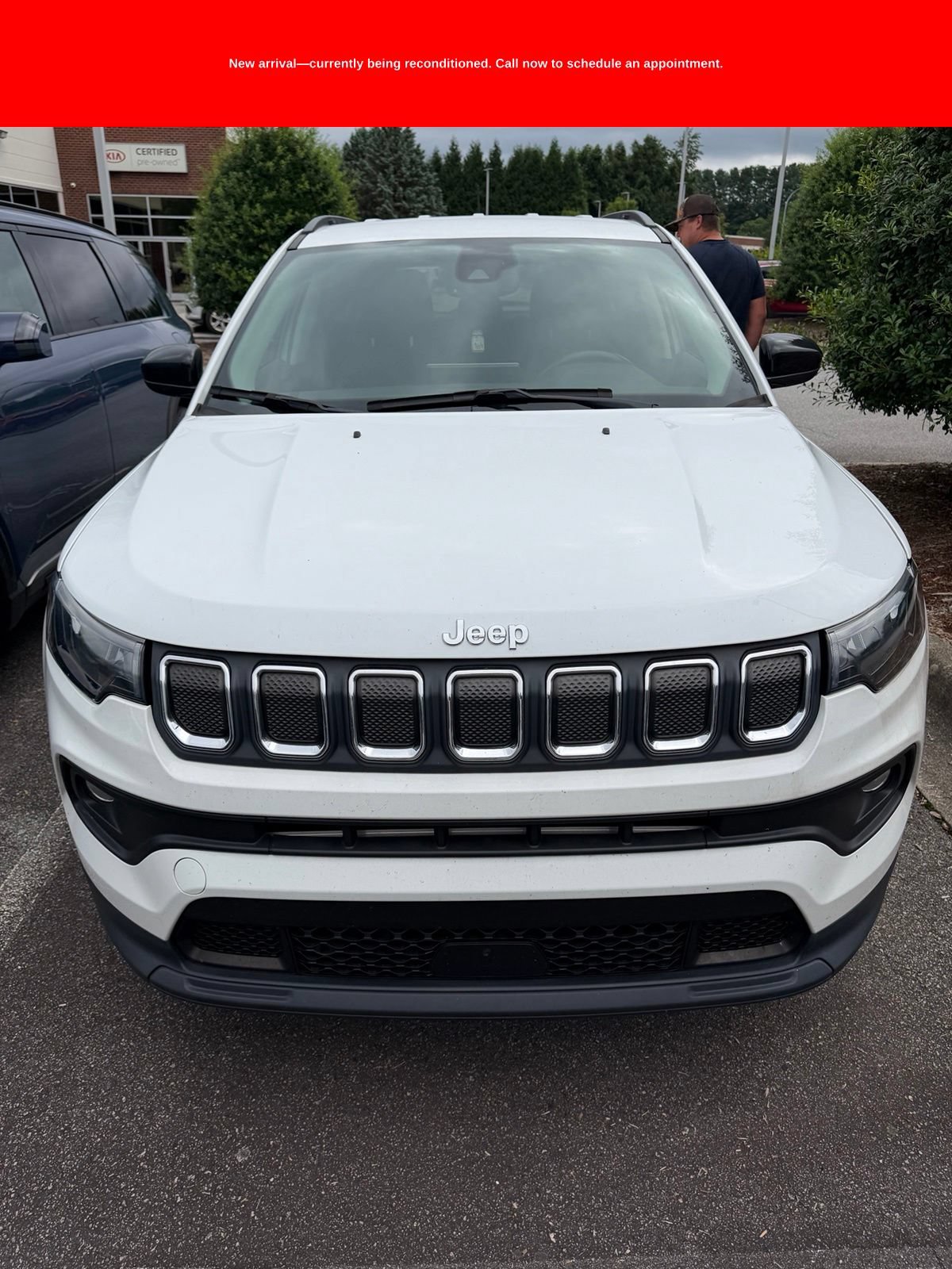 Used 2022 Jeep Compass Latitude AWD/4WD image 1