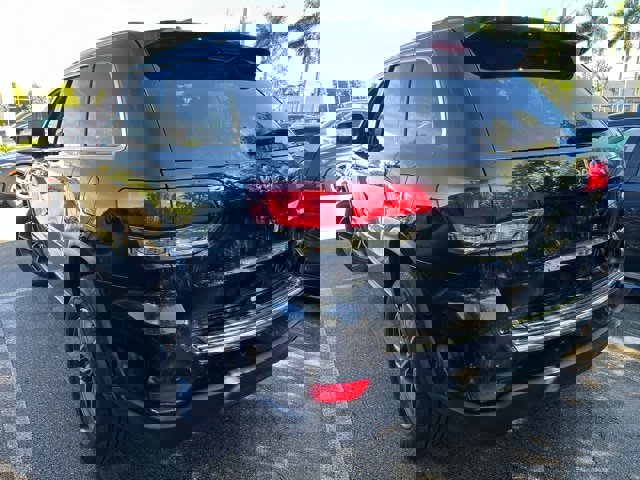 Used 2020 Jeep Grand Cherokee Limited image 3