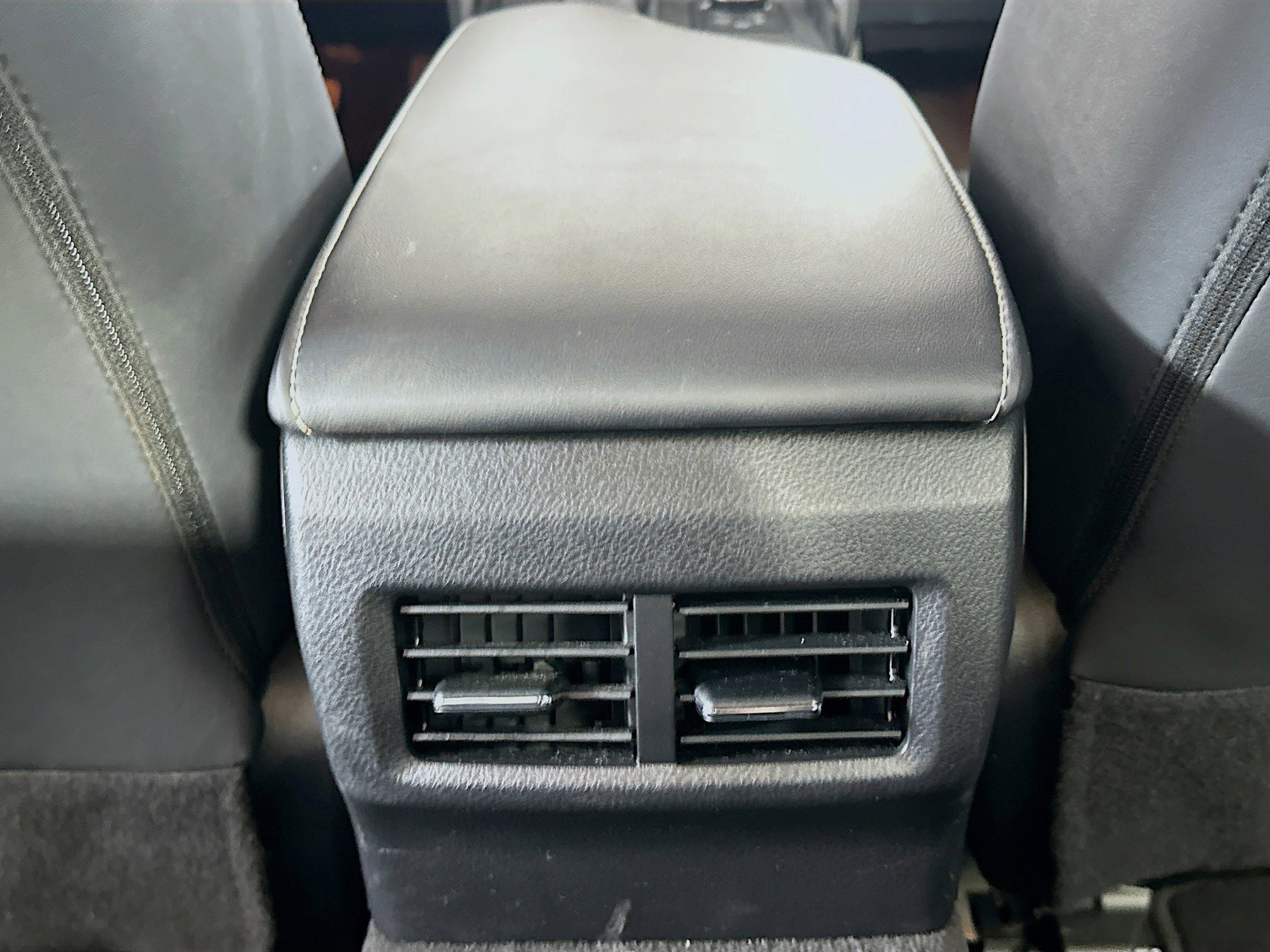 Used 2025 Lexus IS 300 w/ Premium Package image 28