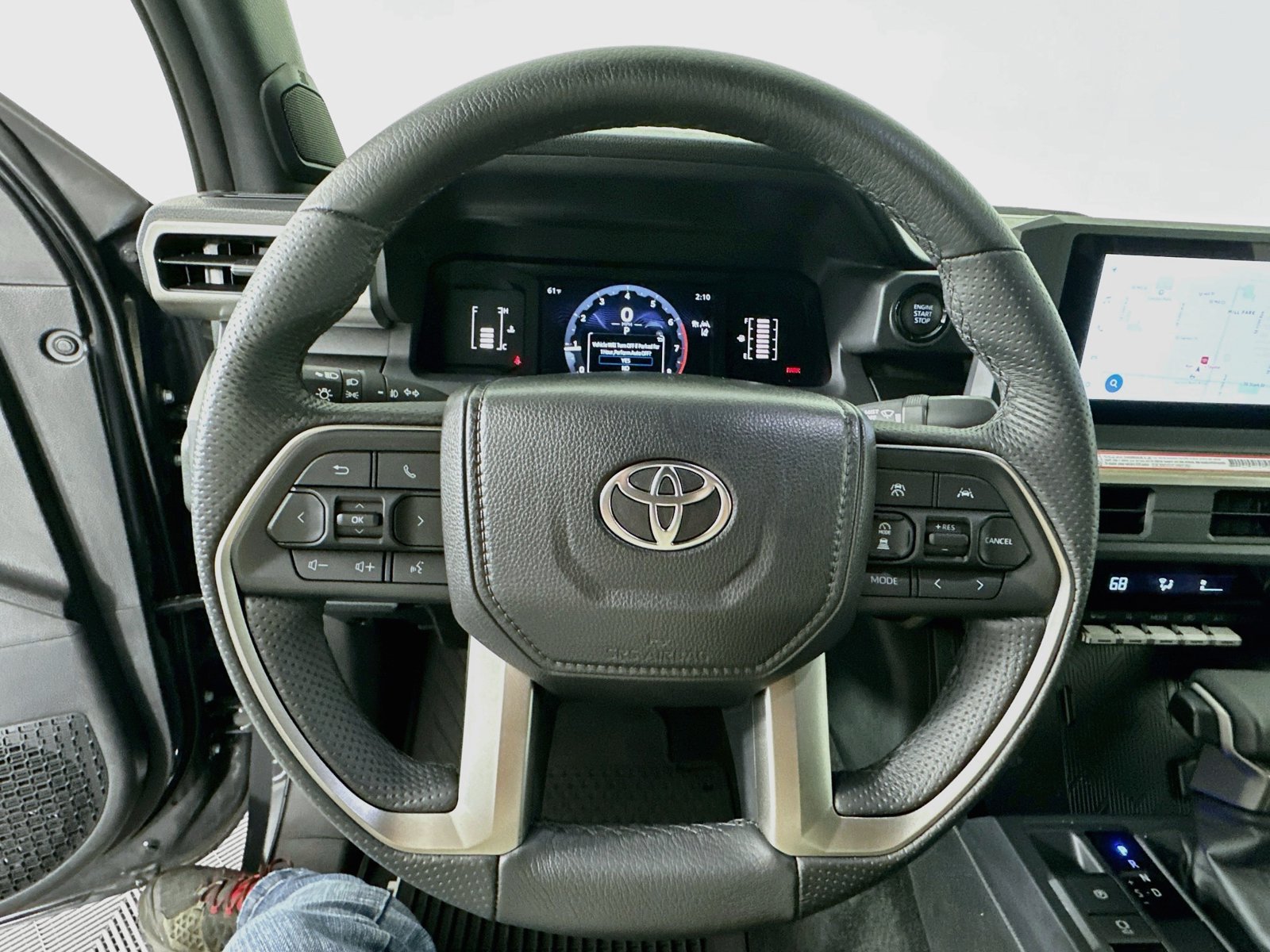 Certified 2026 Toyota Tacoma SR5 w/ SR5 Upgrade Package AWD/4WD image 11