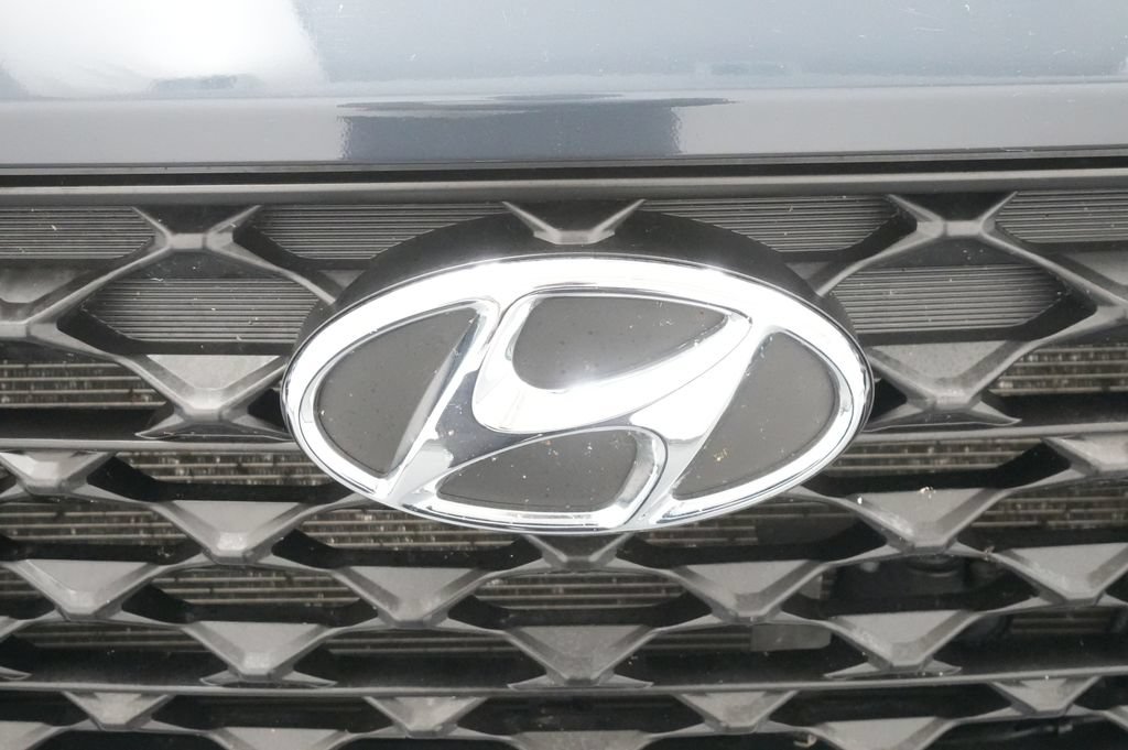 Used 2021 Hyundai Tucson AWD image 11