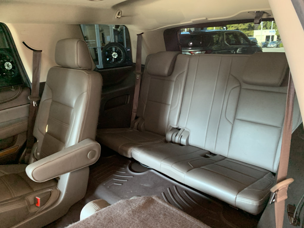 Used 2020 GMC Yukon Denali w/ Open Road Package AWD/4WD image 19