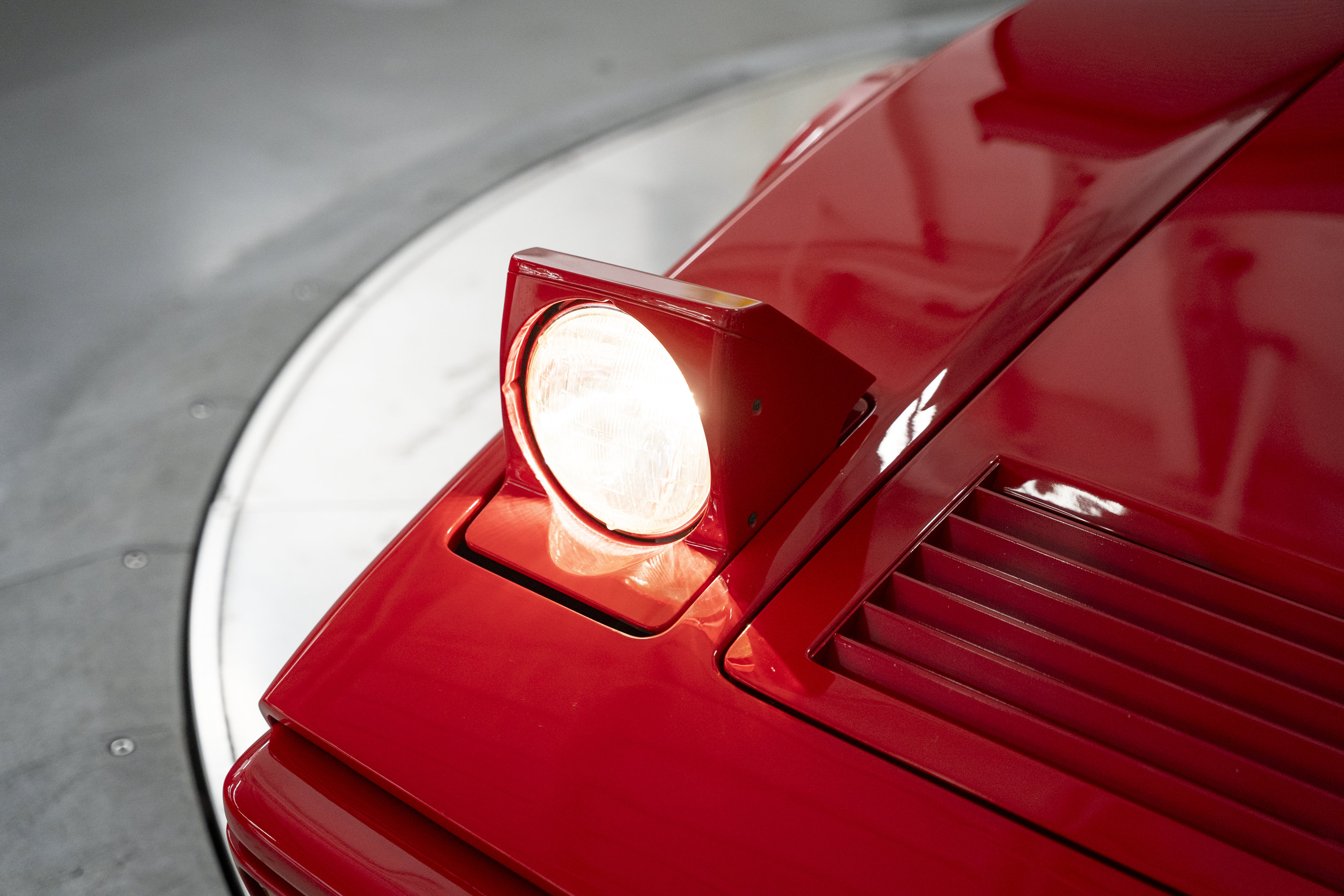 Used 1988 Ferrari 328 GTS RWD image 14