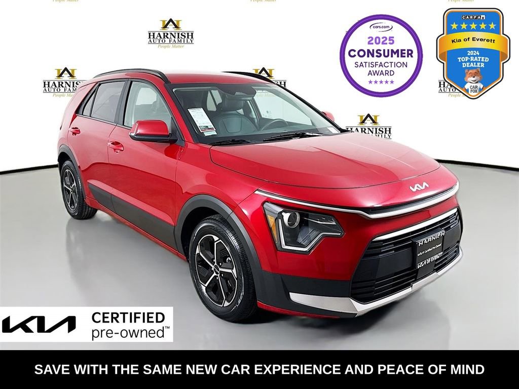 Certified 2025 Kia Niro LX image 1