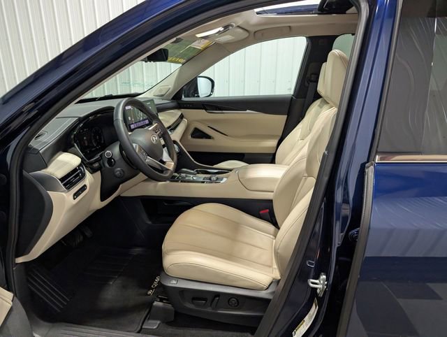 Used 2025 INFINITI QX60 Sensory w/ Vision Package image 17
