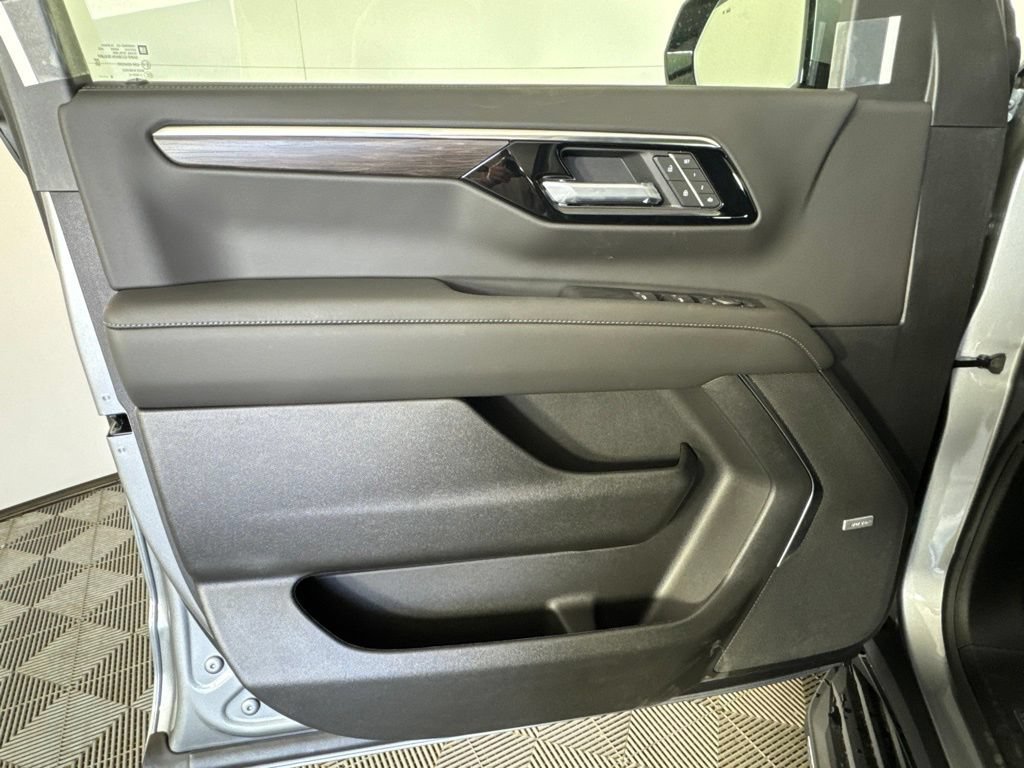 New 2026 Chevrolet Tahoe LT w/ Comfort Package AWD/4WD image 27