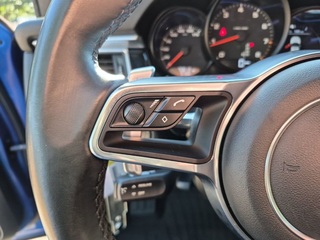 Used 2018 Porsche Macan Sport Edition image 34