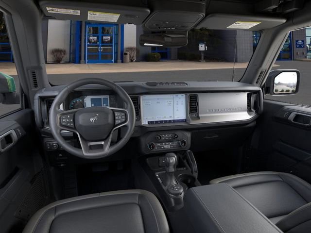 New 2025 Ford Bronco Outer Banks w/ Sasquatch Package AWD/4WD image 9