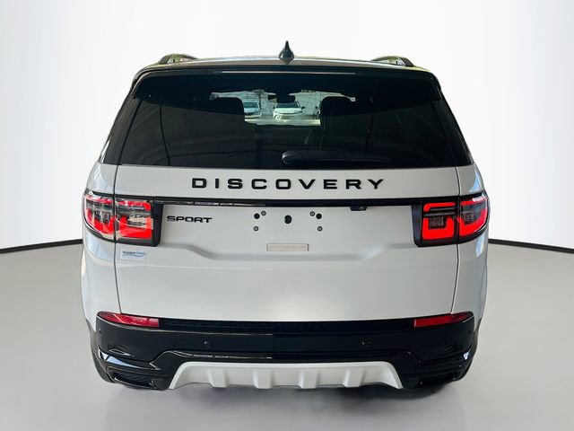 Used 2025 Land Rover Discovery Sport Dynamic SE image 7