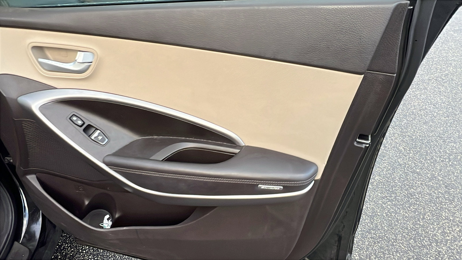 Used 2015 Hyundai Santa Fe Sport w/ Option Group 02 image 18