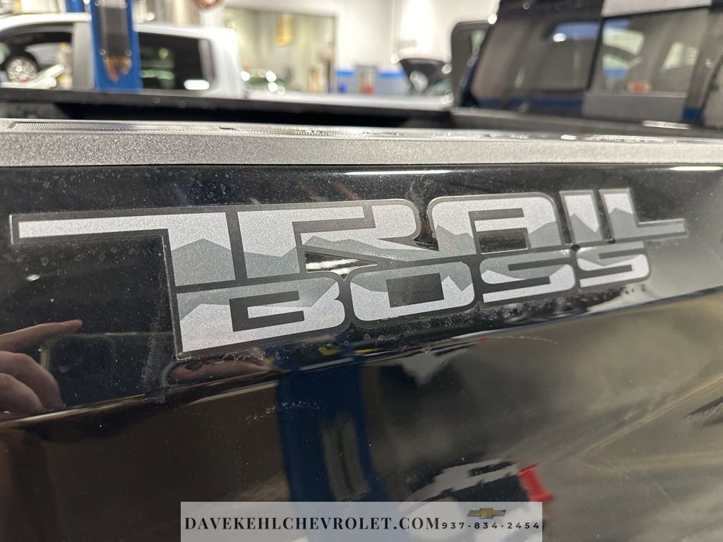 Used 2025 Chevrolet Silverado 1500 LT Trail Boss w/ LT Trail Boss Premium Package image 38
