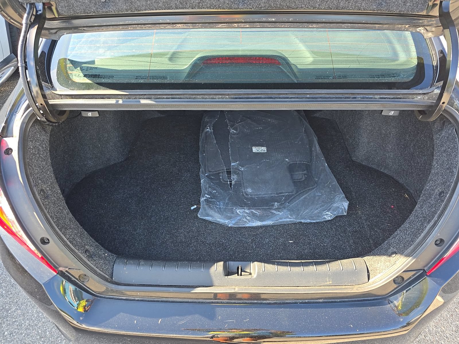Used 2019 Honda Civic Sport image 11