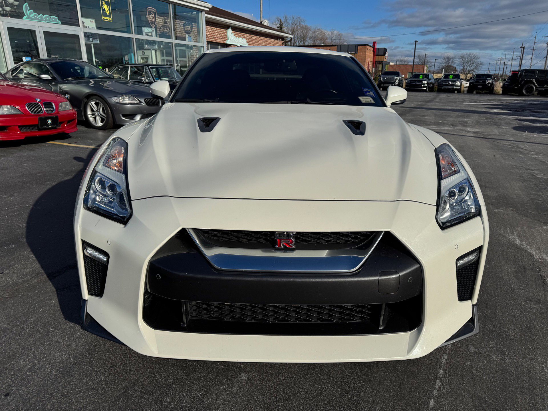 Used 2019 Nissan GT-R Premium image 29