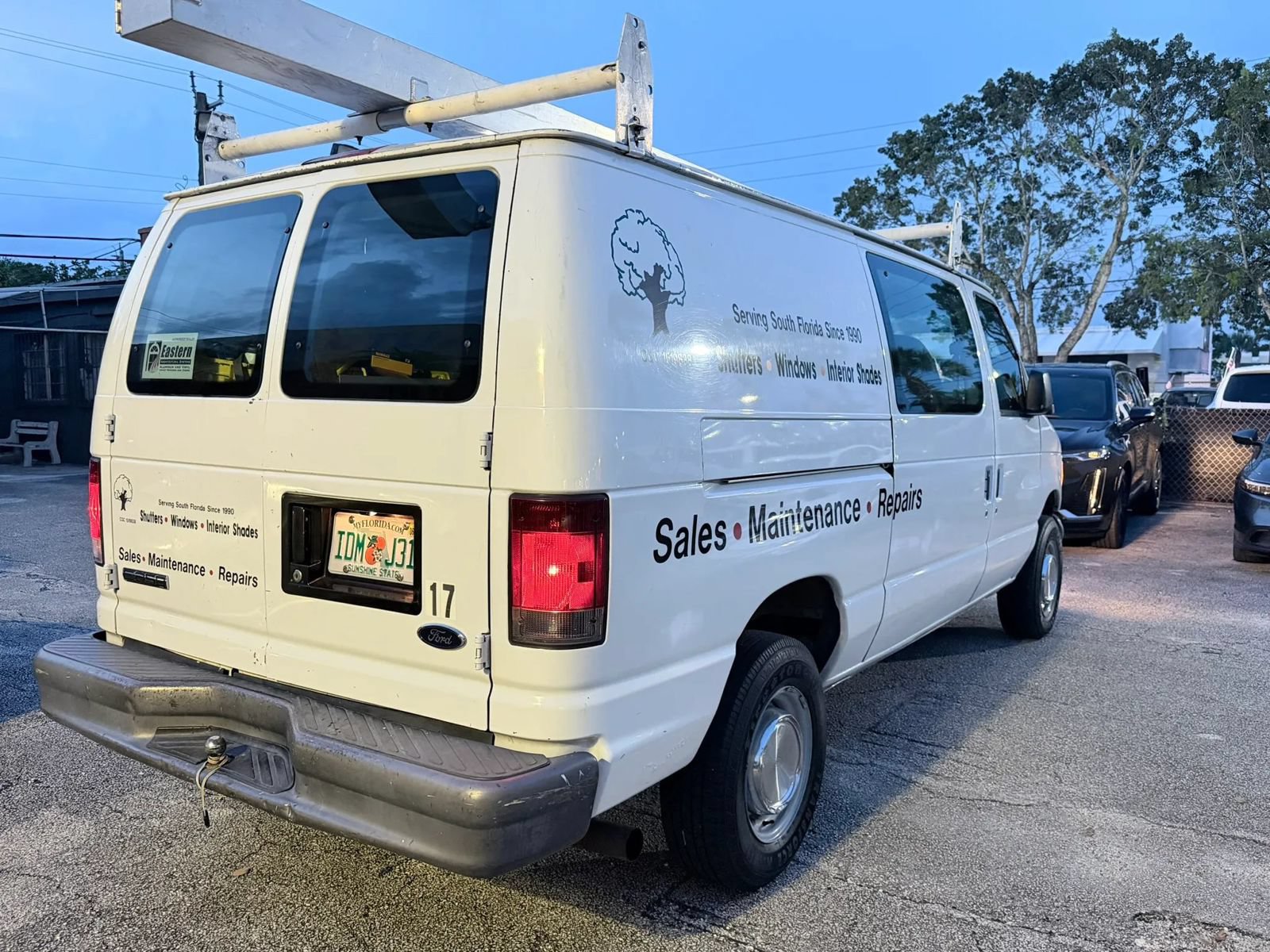 Used 2006 Ford E-250 and Econoline 250 RWD image 5