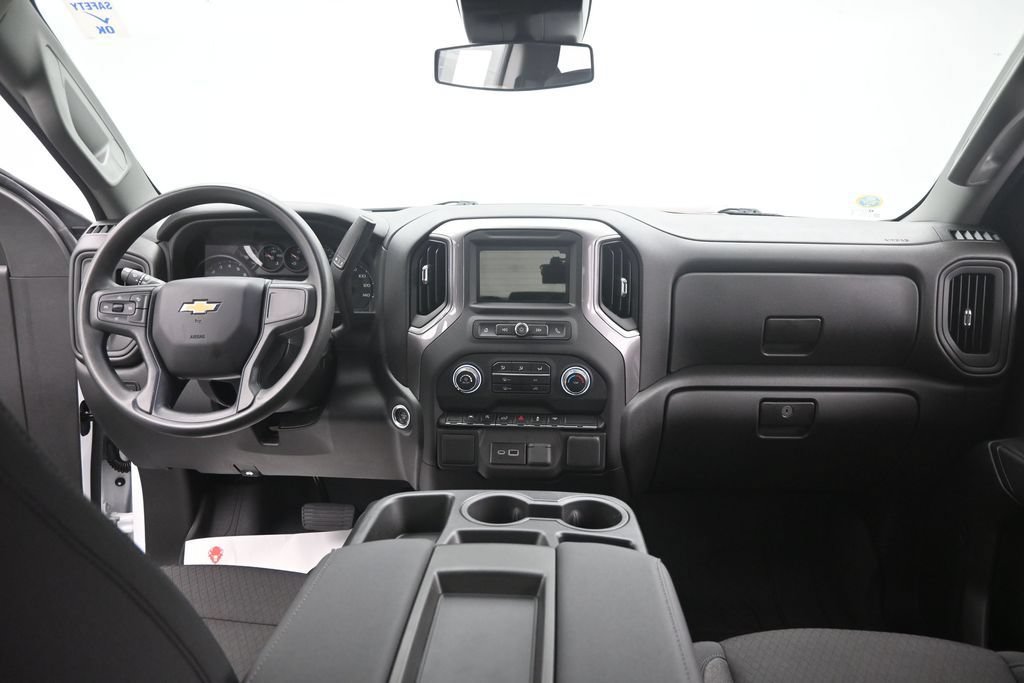 Used 2024 Chevrolet Silverado 1500 Custom RWD image 12