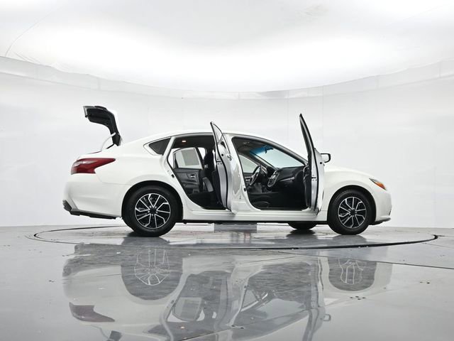 Used 2018 Nissan Altima 2.5 S w/ S Convenience Package image 47