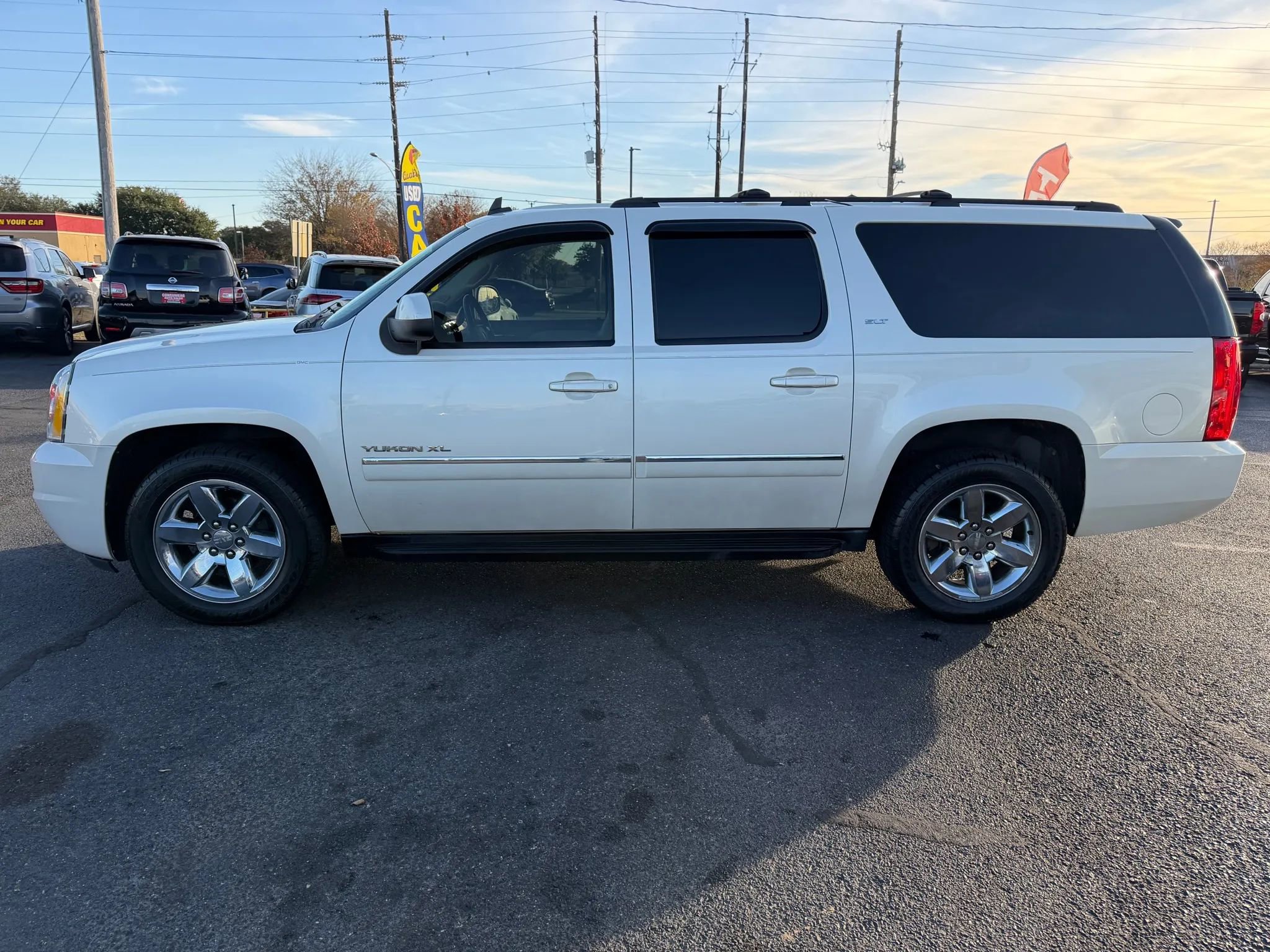 Used 2012 GMC Yukon XL SLT image 13