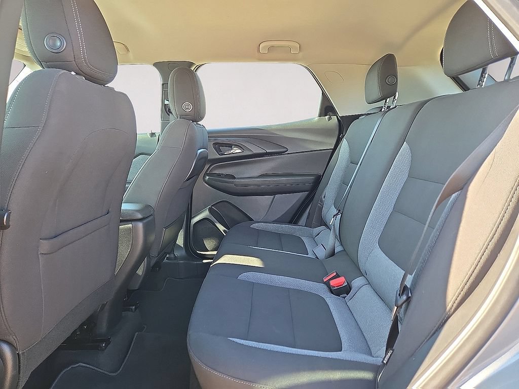 Used 2024 Chevrolet TrailBlazer LS FWD image 14