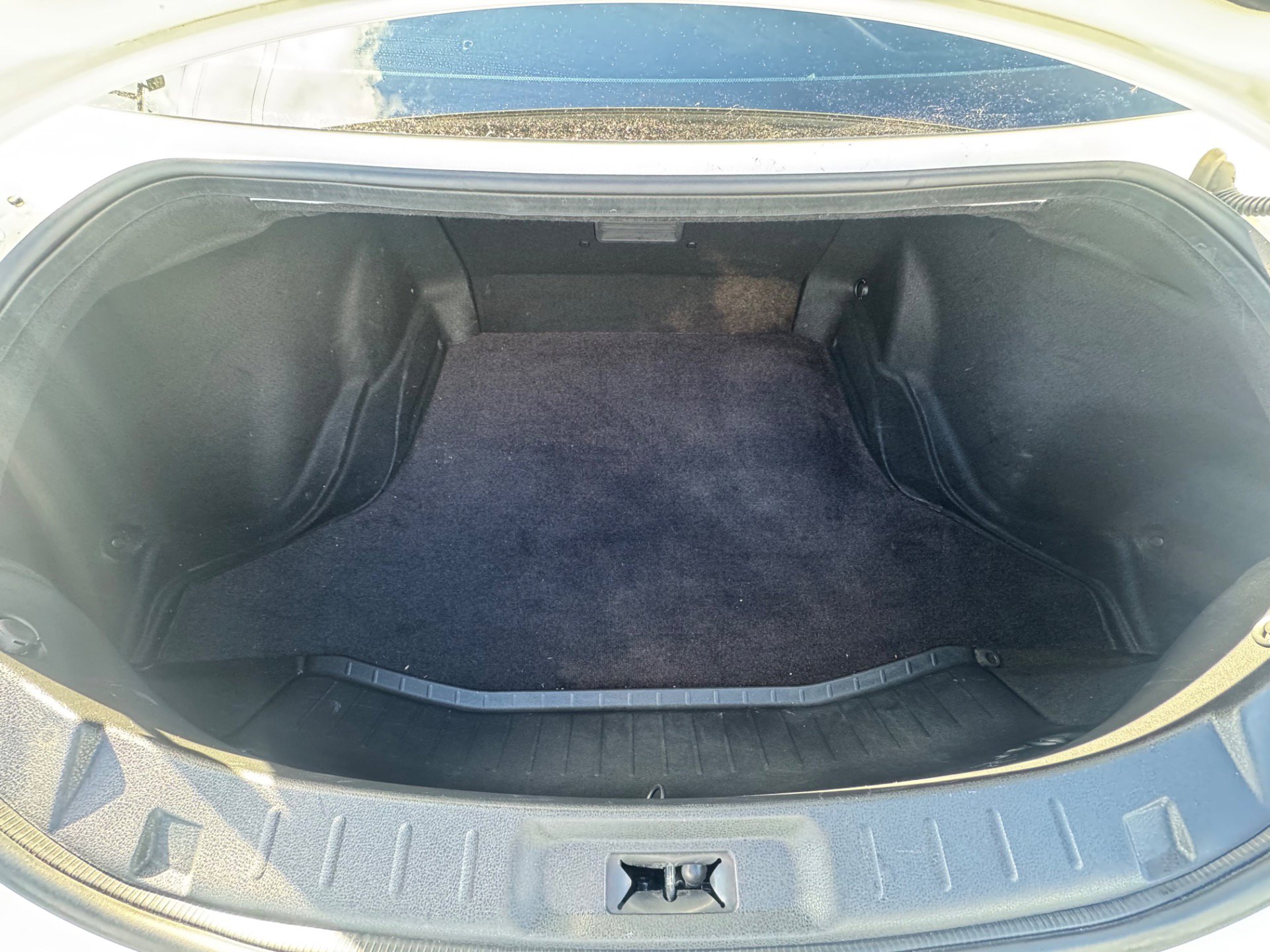 Used 2019 Nissan GT-R Premium image 9