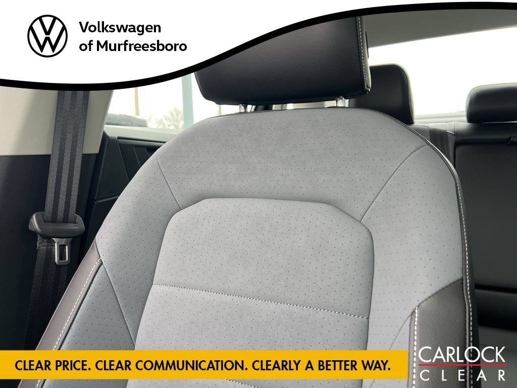 Used 2026 Volkswagen Jetta SE FWD image 21