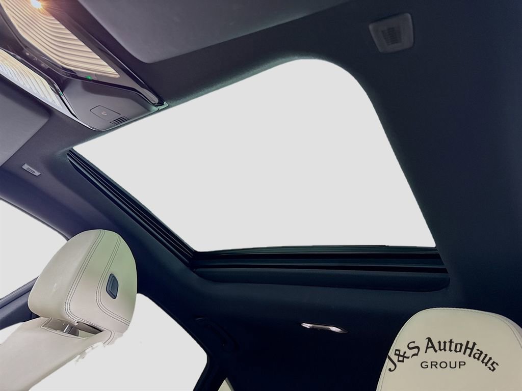 Used 2024 BMW i4 eDrive35 w/ Premium Package image 16