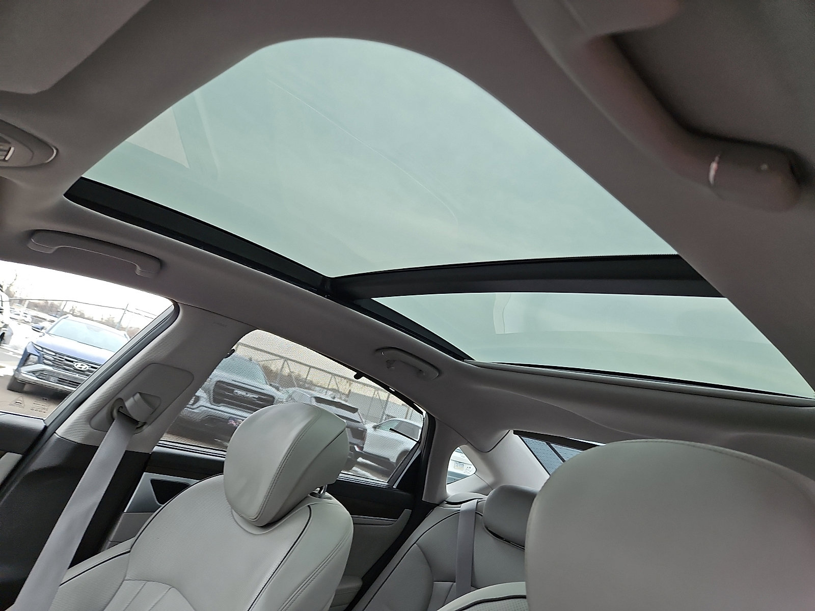 Used 2015 Hyundai Genesis 3.8 w/ Option Group 04 image 14