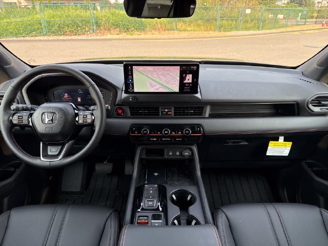 Certified 2026 Honda Pilot TrailSport image 13