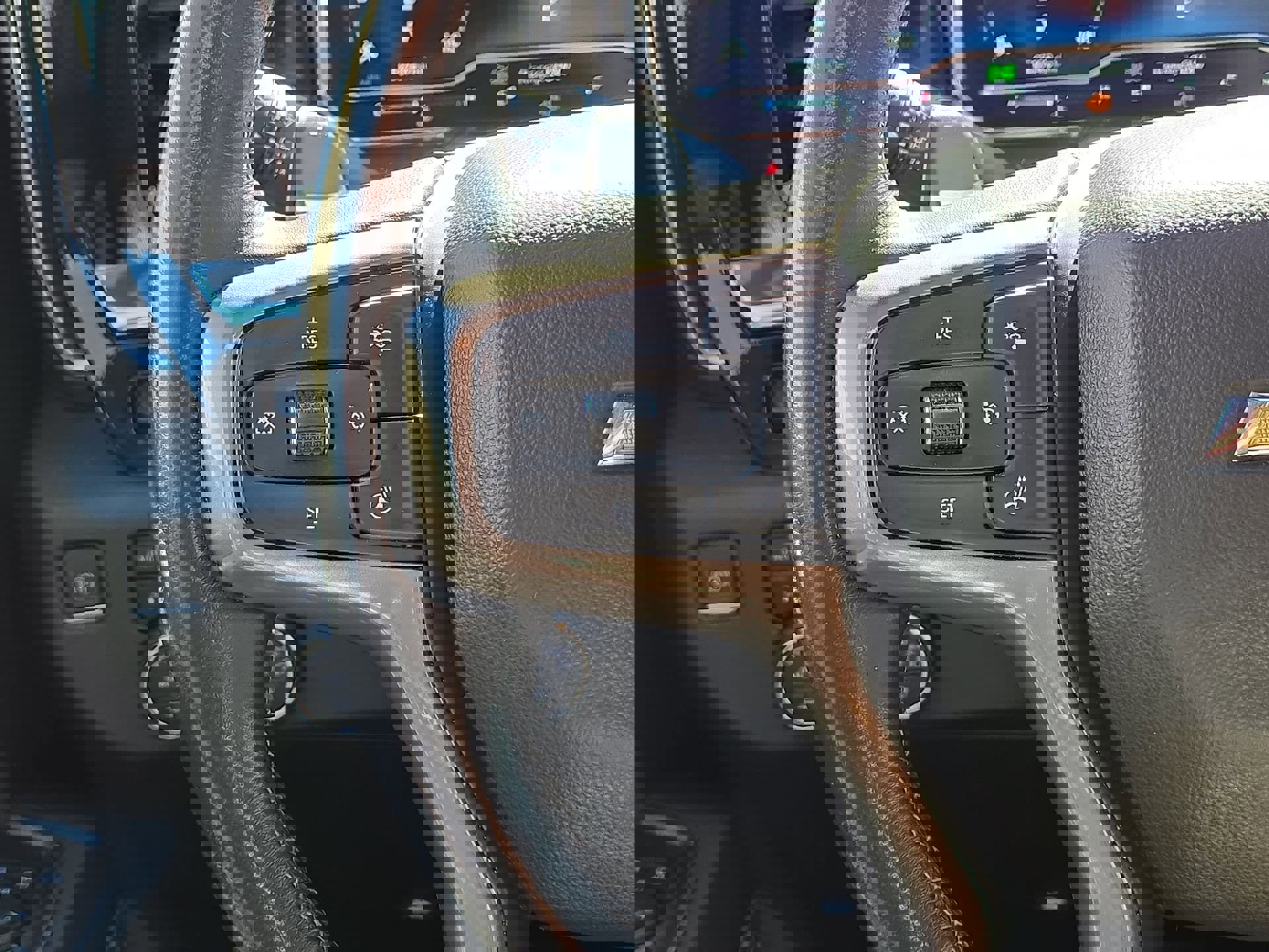 Used 2023 Chevrolet Silverado 1500 High Country w/ High Country Premium Package AWD/4WD image 21