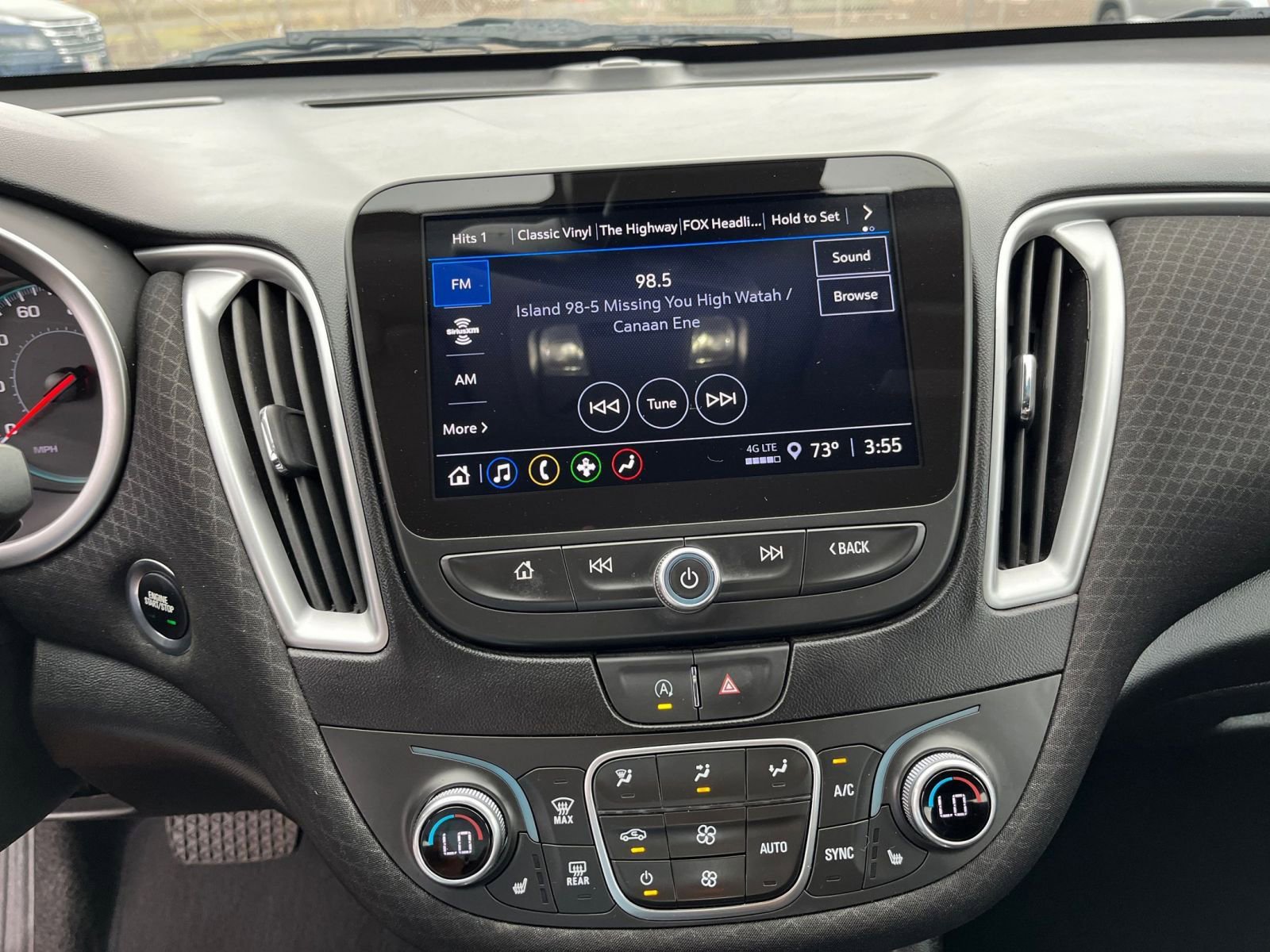 Used 2024 Chevrolet Malibu LT image 17