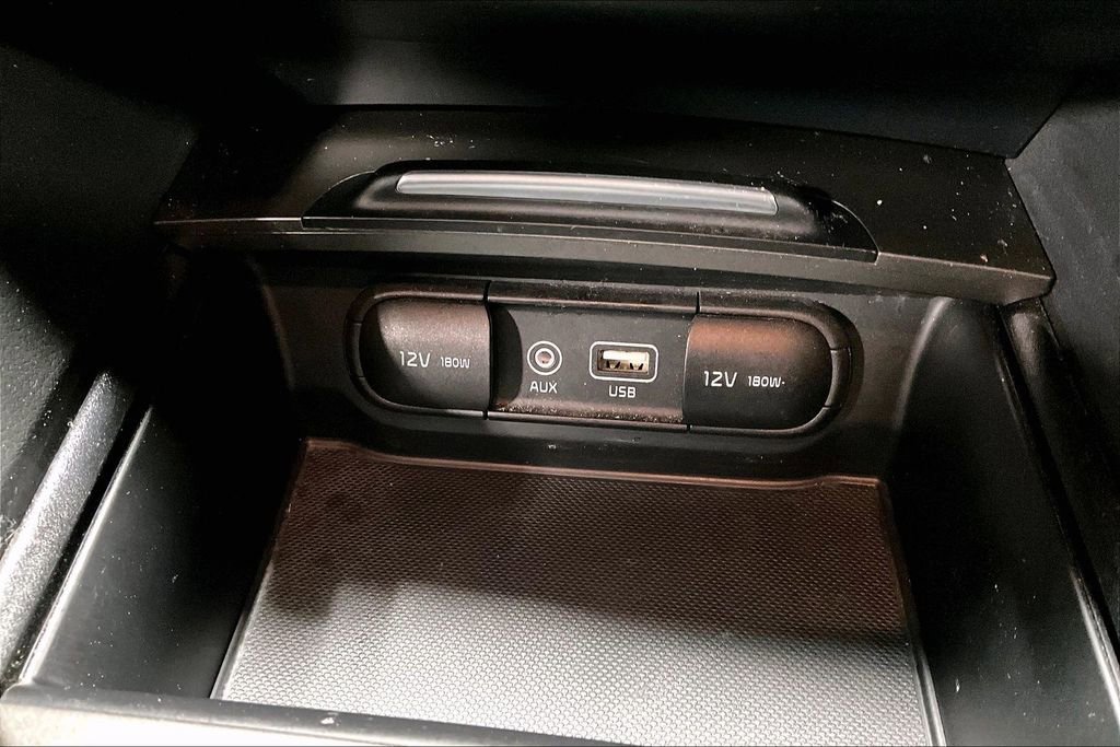 Used 2020 Kia Optima LX image 30