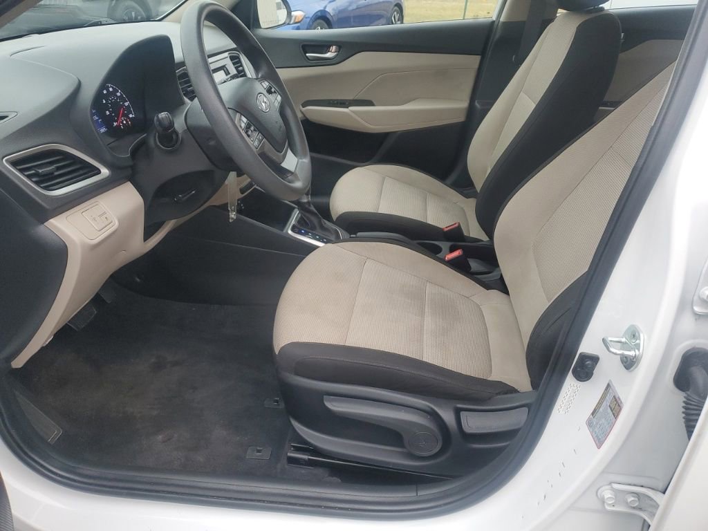Used 2022 Hyundai Accent SE image 21