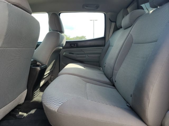 Used 2015 Toyota Tacoma PreRunner w/ SR5 Package RWD image 19