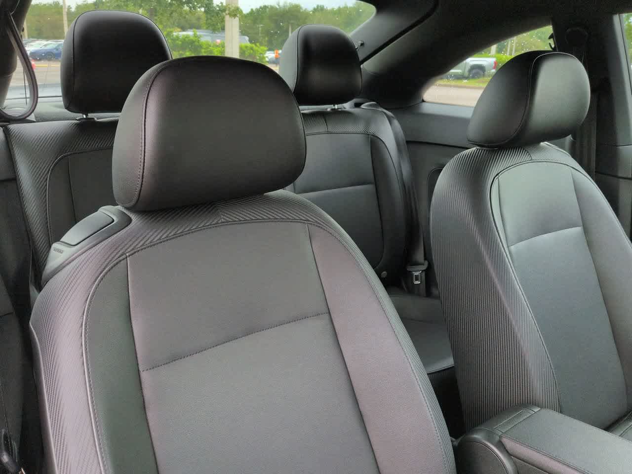 Used 2018 Volkswagen Beetle 2.0T S FWD image 7