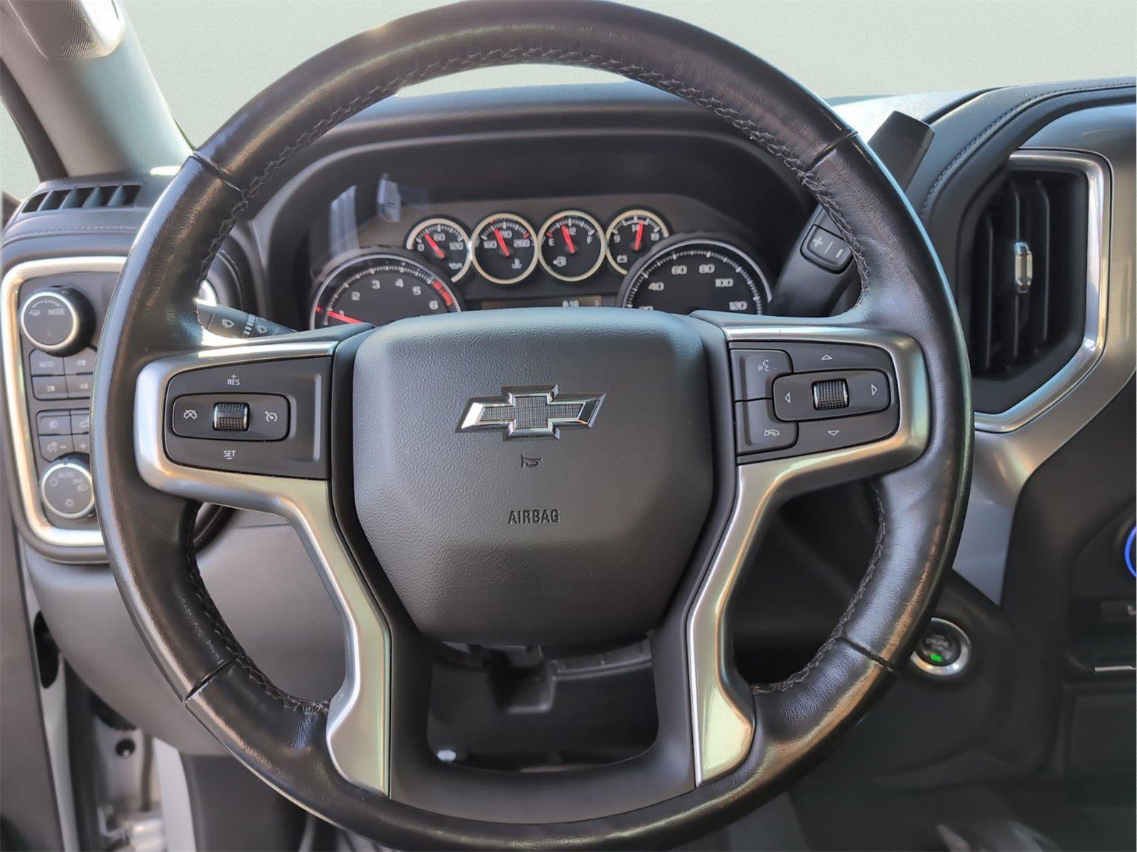 Used 2022 Chevrolet Silverado 1500 LT Trail Boss image 24