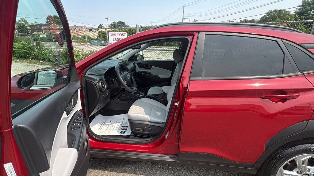 Used 2023 Hyundai Kona SEL w/ Cargo Package AWD/4WD image 12