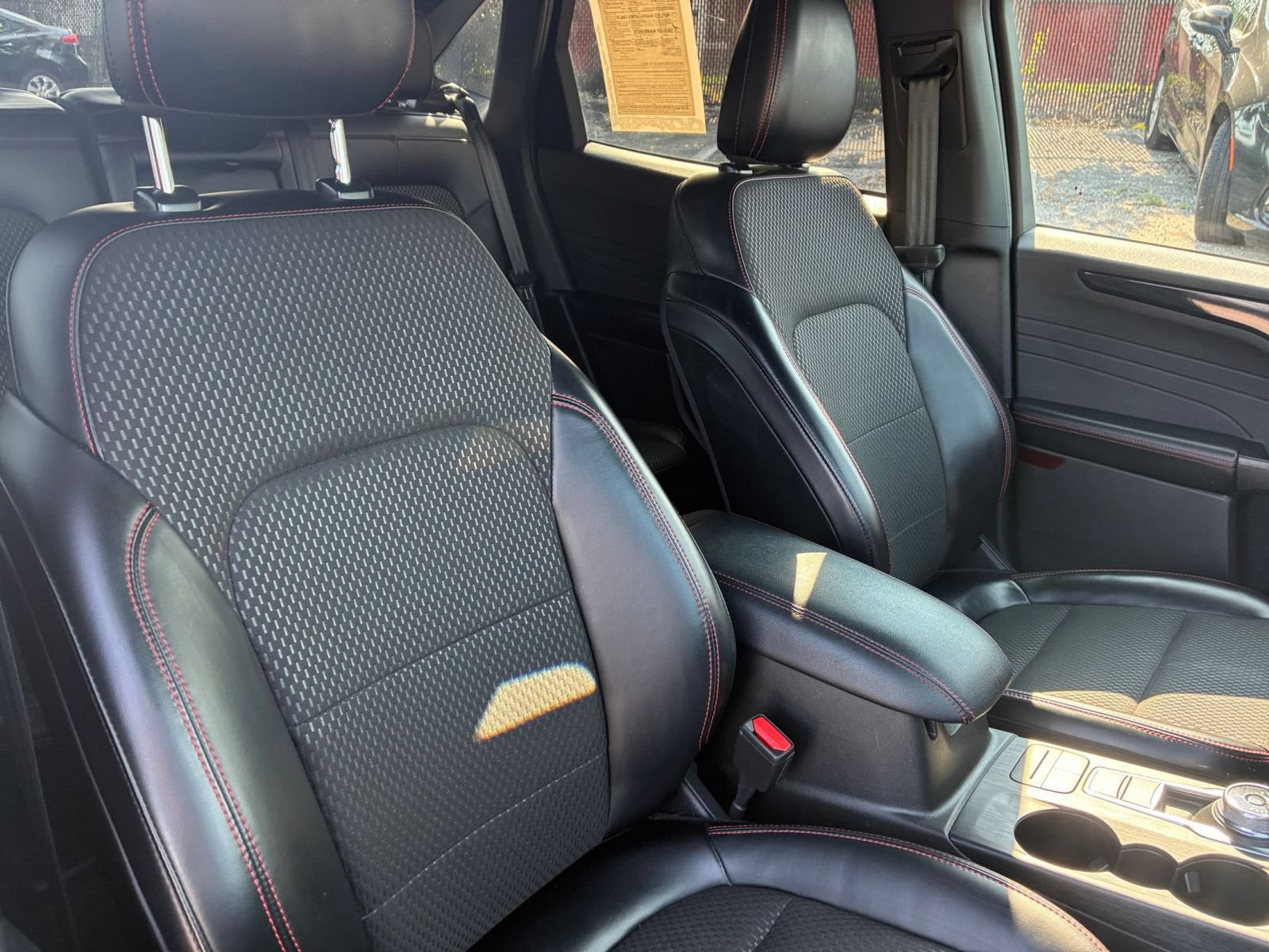 Used 2024 Ford Escape ST-Line AWD/4WD image 30