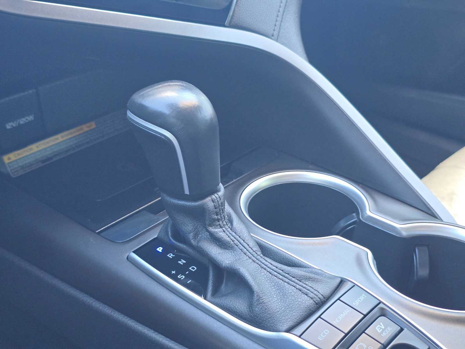 Certified 2021 Toyota Camry XLE FWD image 27