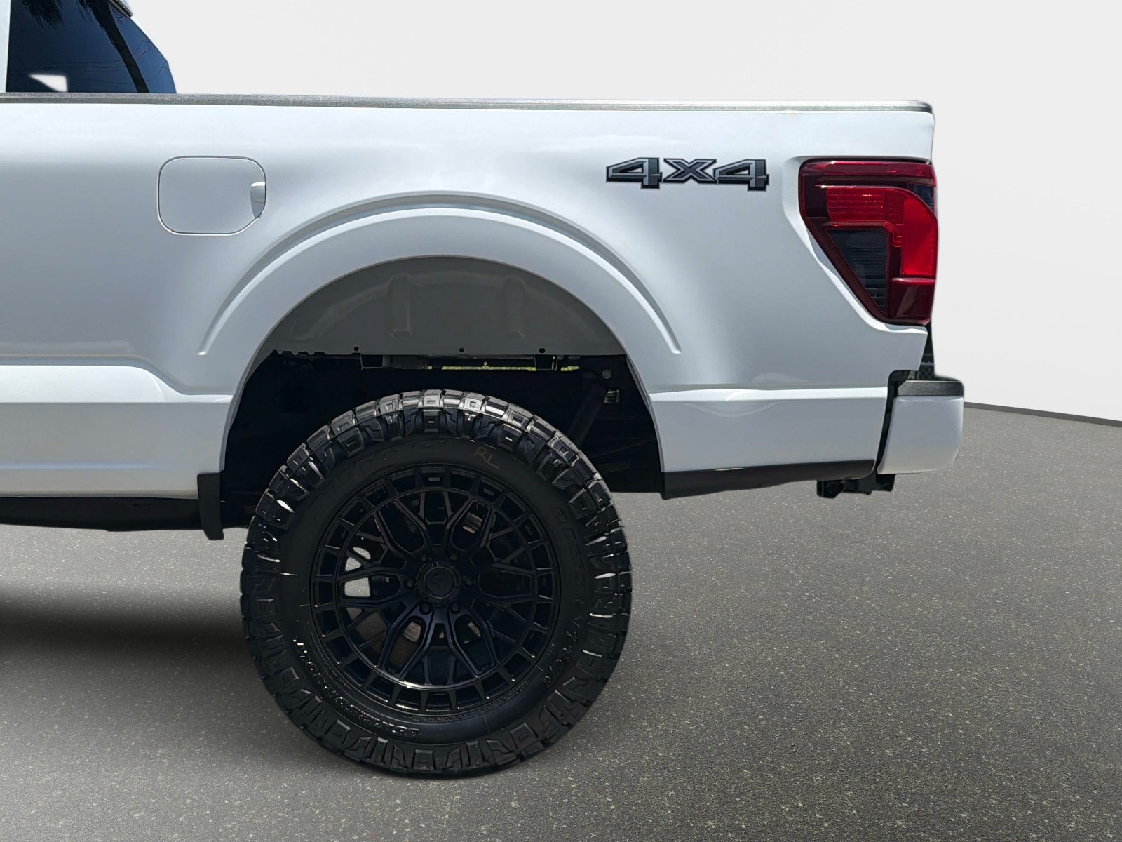 Used 2024 Ford F150 XLT w/ Mobile Office Package AWD/4WD image 15