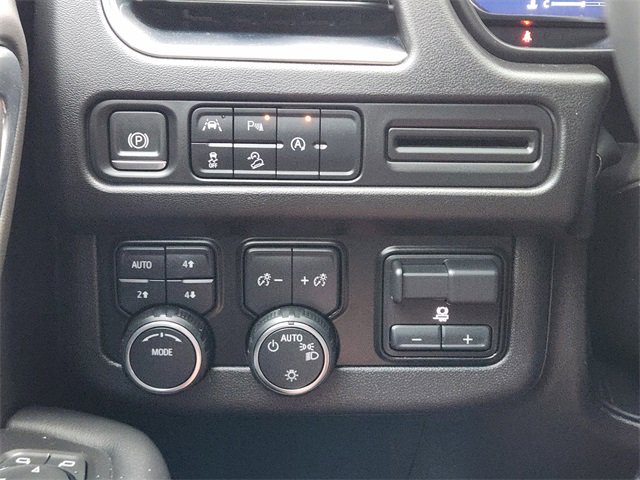Used 2023 Chevrolet Tahoe Z71 w/ Max Trailering Package AWD/4WD image 22