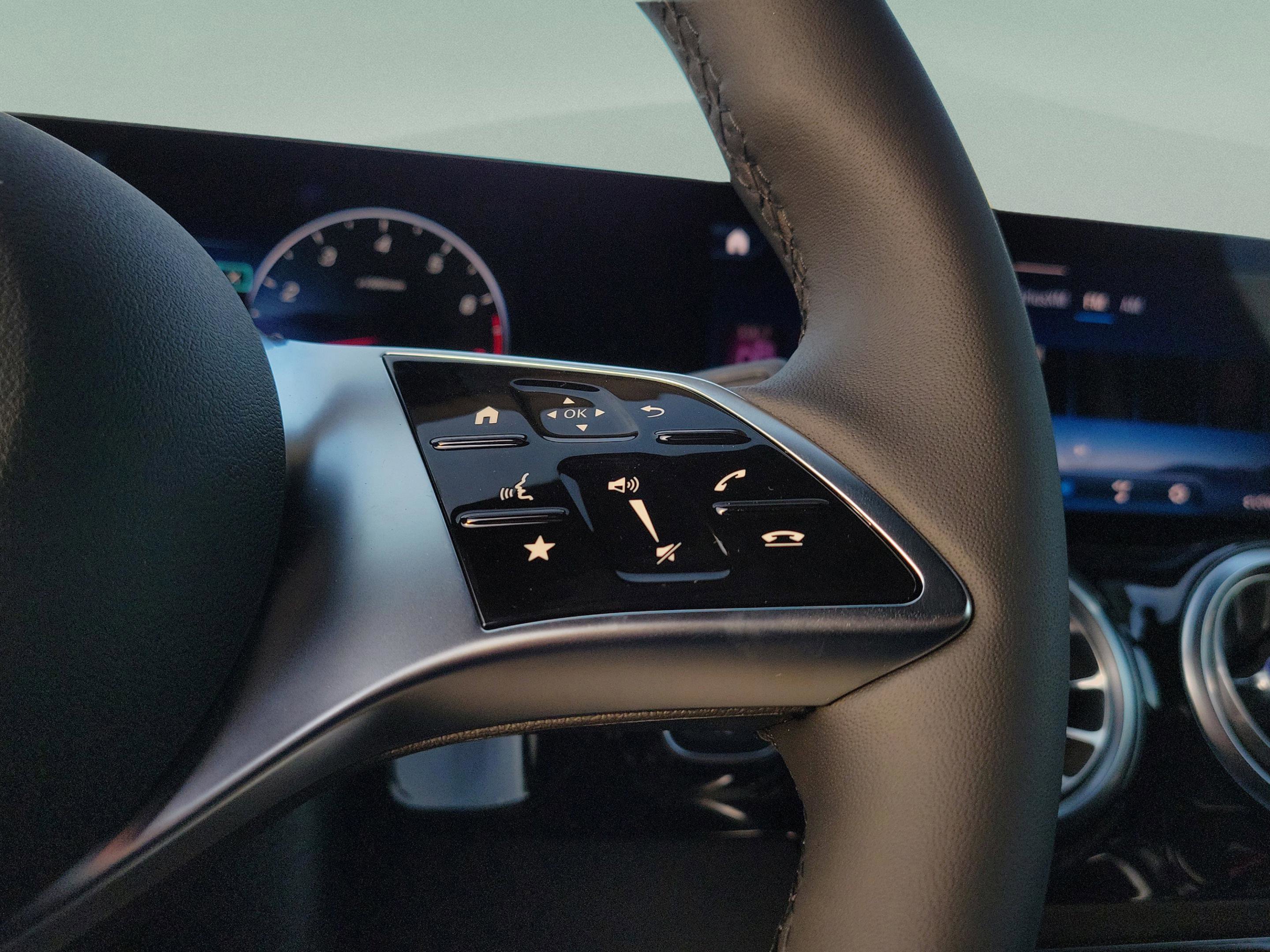 Certified 2026 Mercedes-Benz GLA 250 image 29