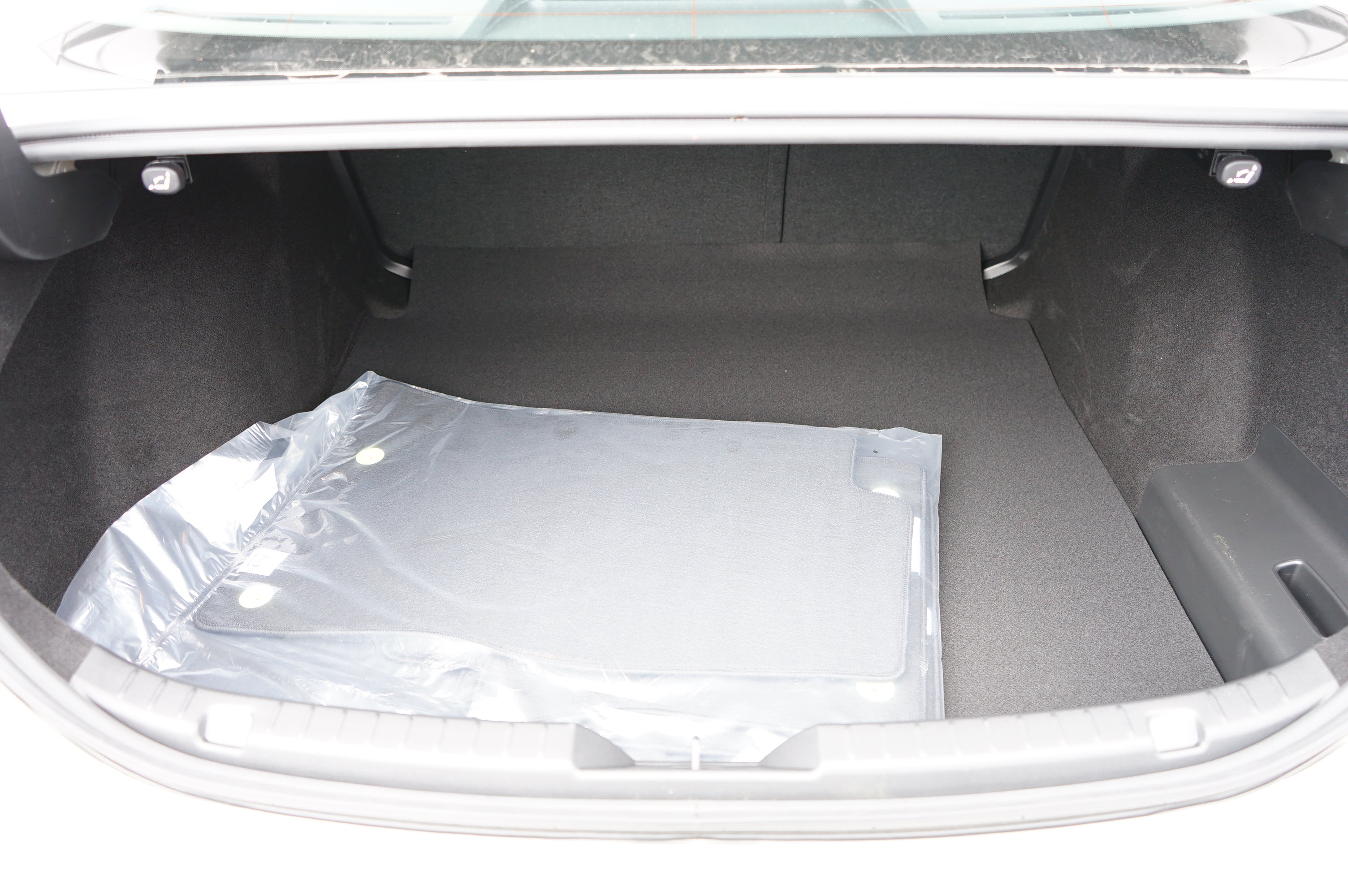 New 2026 MAZDA MAZDA3 2.5 S Sedan w/ Preferred Pkg FWD image 13