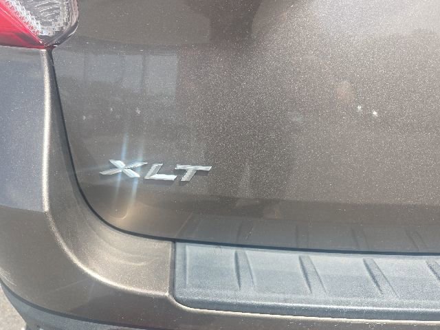 Used 2021 Ford Explorer XLT AWD/4WD image 10