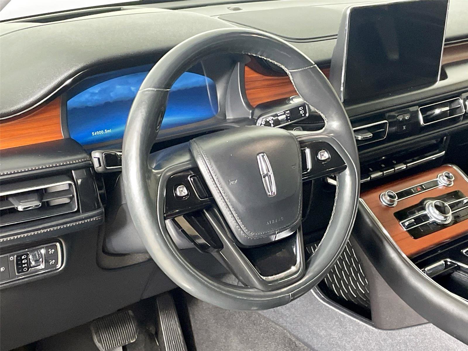 Used 2021 Lincoln Aviator Reserve w/ Equipment Group 201A image 12