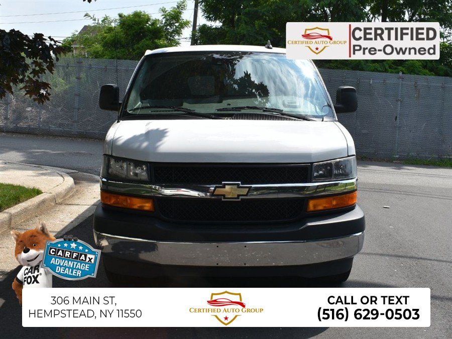 Used 2023 Chevrolet Express 3500 LT RWD image 1